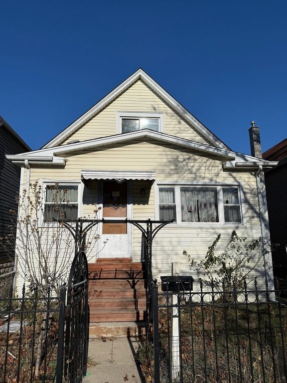 5322 W 23rd Street, Cicero, IL 60804