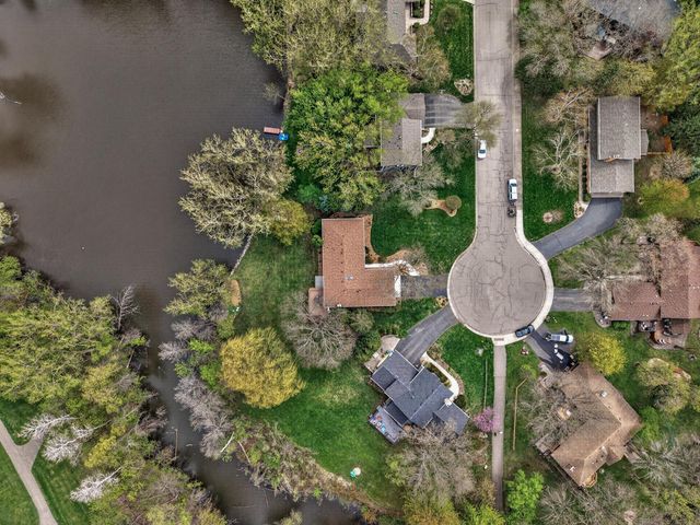17210 27th Avenue N, Plymouth, MN 55447