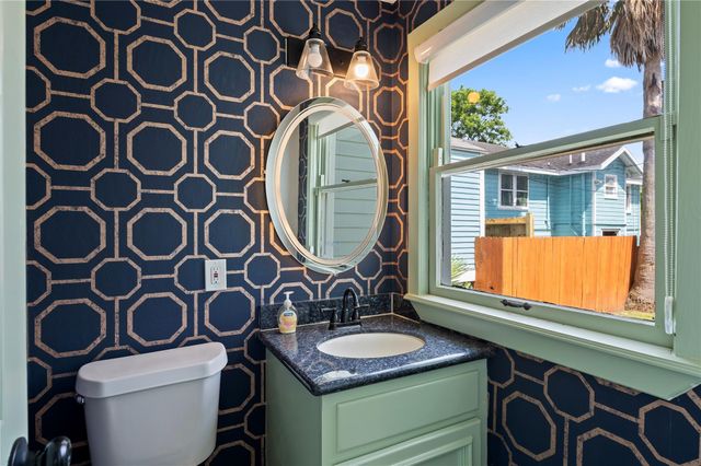 1419 Church Street, Galveston, TX 77550