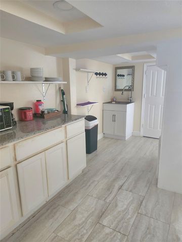 1419 Church Street, Galveston, TX 77550