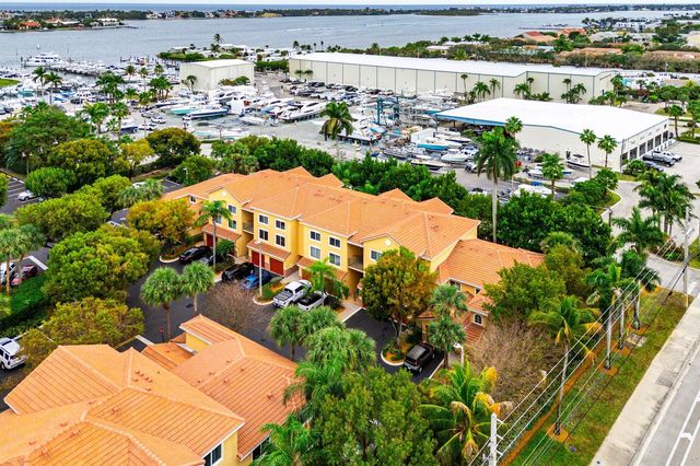 900 Scotia Drive 102, Hypoluxo, FL 33462