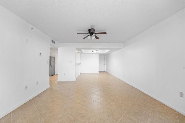 900 Scotia Drive 102, Hypoluxo, FL 33462