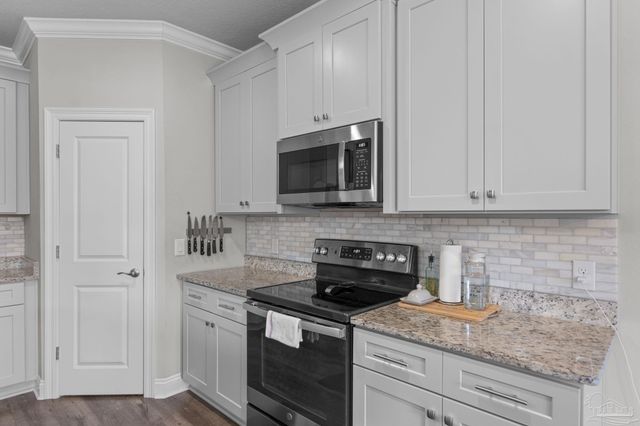 2770 Joe Pruitt Rd, Navarre, FL 32566