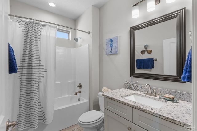 2770 Joe Pruitt Rd, Navarre, FL 32566