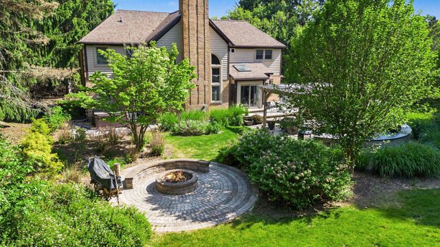 3949 S Michael Road, Scio Twp, MI 48103