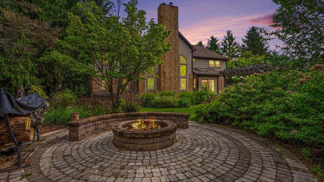 3949 S Michael Road, Scio Twp, MI 48103