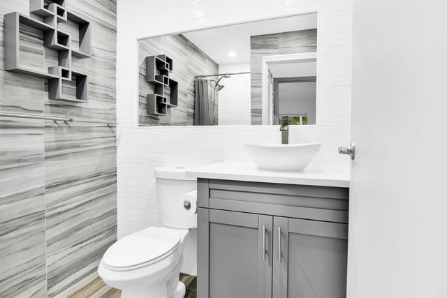 277 Brittany F, Delray Beach, FL 33446