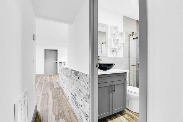 277 Brittany F, Delray Beach, FL 33446