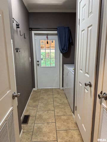 2517 N 14TH Street, Herrin, IL 62948