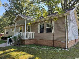 2517 N 14TH Street, Herrin, IL 62948