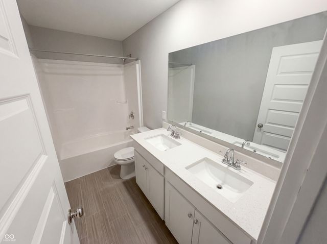 8691 Laurelton Place, Brownsburg, IN 46112