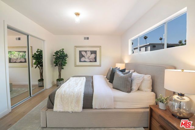 6627 Lennox Avenue, Van Nuys (los Angeles), CA 91405