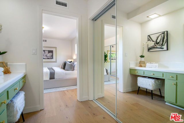 6627 Lennox Avenue, Van Nuys (los Angeles), CA 91405