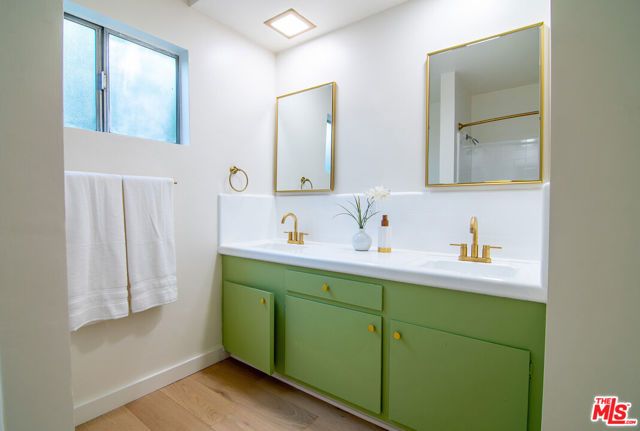 6627 Lennox Avenue, Van Nuys (los Angeles), CA 91405