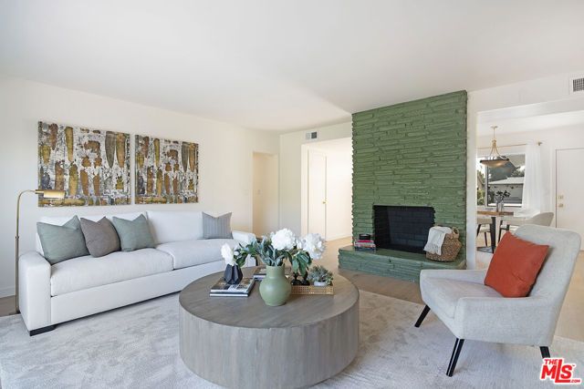 6627 Lennox Avenue, Van Nuys (los Angeles), CA 91405