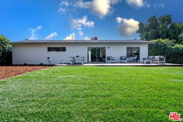6627 Lennox Avenue, Van Nuys (los Angeles), CA 91405
