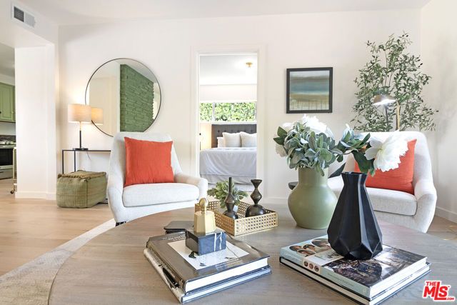 6627 Lennox Avenue, Van Nuys (los Angeles), CA 91405