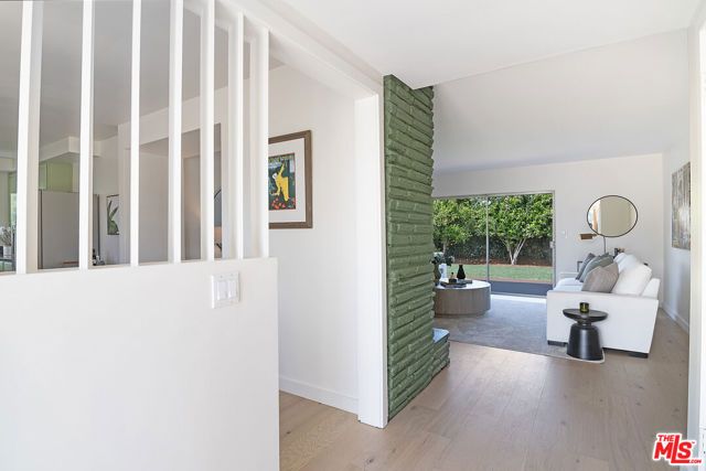 6627 Lennox Avenue, Van Nuys (los Angeles), CA 91405