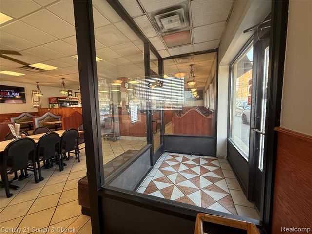 1350 W Fort Street, Detroit, MI 48226