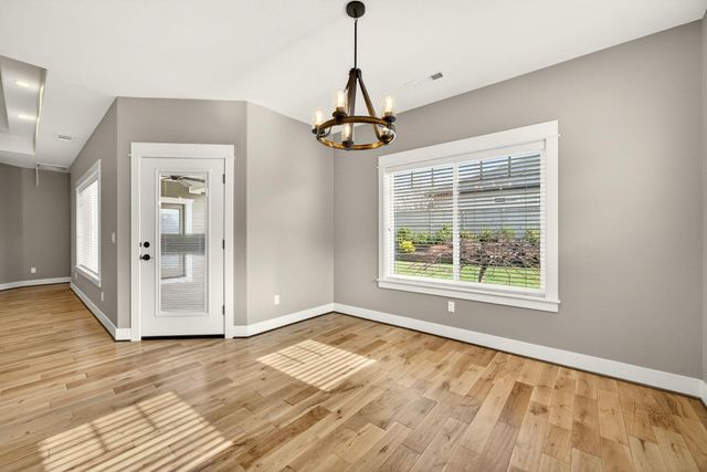 1319 Utah Drive, Medford, OR 97504