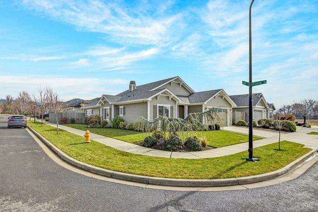 1319 Utah Drive, Medford, OR 97504