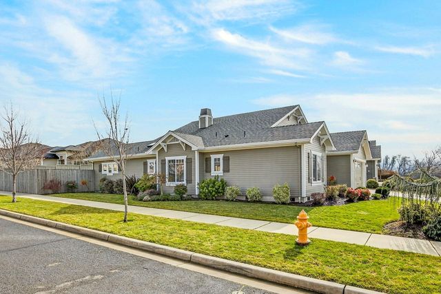 1319 Utah Drive, Medford, OR 97504