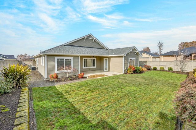 1319 Utah Drive, Medford, OR 97504