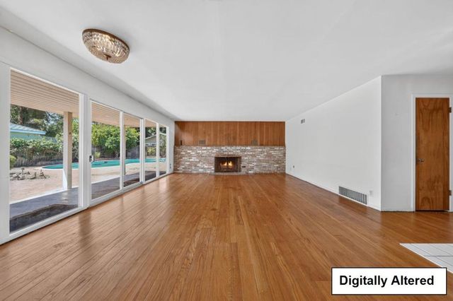 416 Los Ninos Way, Los Altos, CA 94022