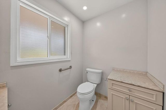 416 Los Ninos Way, Los Altos, CA 94022