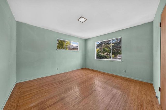 416 Los Ninos Way, Los Altos, CA 94022