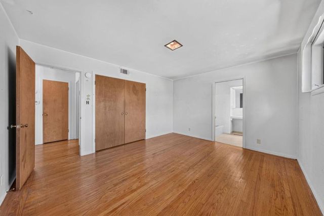 416 Los Ninos Way, Los Altos, CA 94022