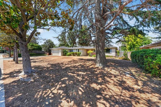 416 Los Ninos Way, Los Altos, CA 94022