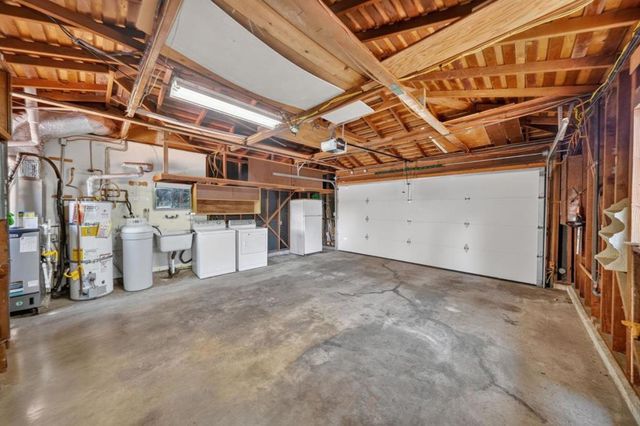416 Los Ninos Way, Los Altos, CA 94022