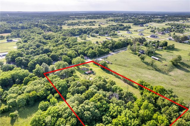 1902 S Pianalto Road, Springdale, AR 72762