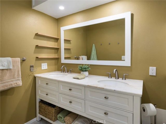531 Esplanade 313, Redondo Beach, CA 90277