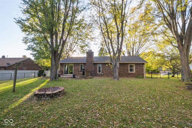 377 Old Farm Road, Danville, IN 46122
