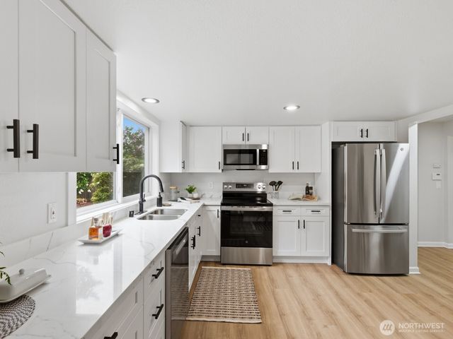 9112 10th Avenue SE, Everett, WA 98208
