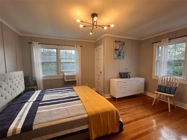 46 crescent Avenue, Seaview, NY 11770