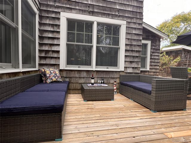 46 crescent Avenue, Seaview, NY 11770