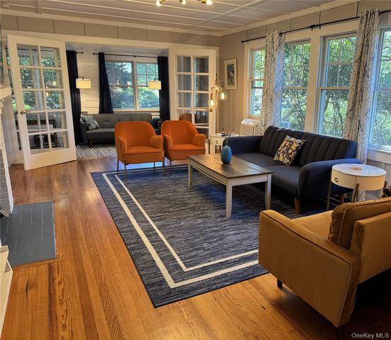46 crescent Avenue, Seaview, NY 11770