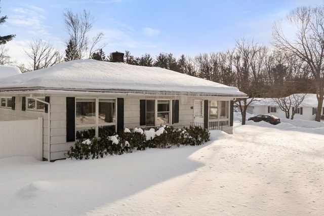 48 Butler St, Salem, NH 03079