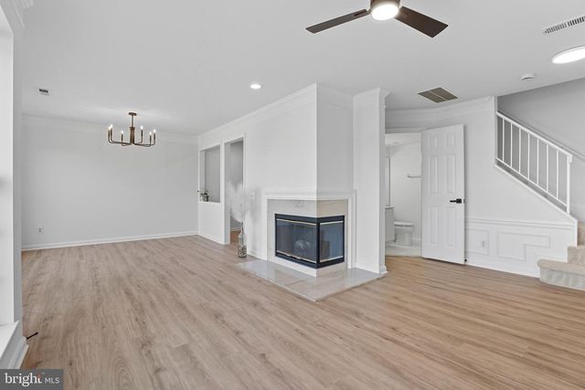 46895 EATON TER #300, Sterling, VA 20164