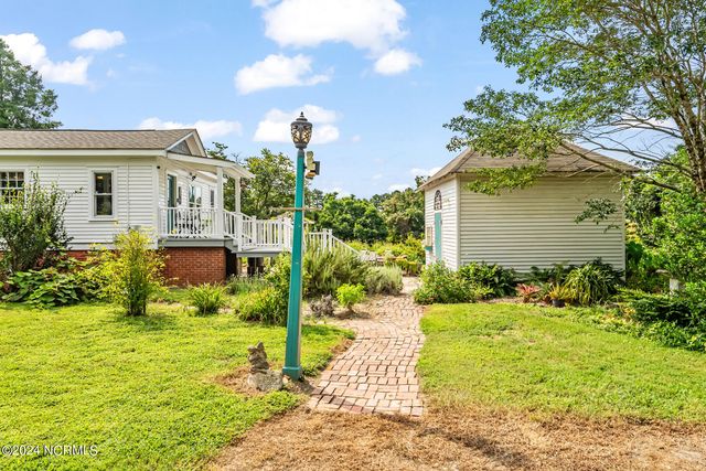 1323 Northside Road, Elizabeth City, NC 27909
