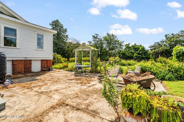 1323 Northside Road, Elizabeth City, NC 27909