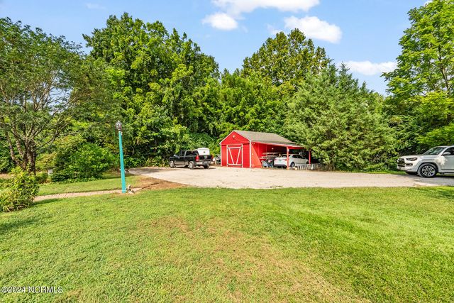 1323 Northside Road, Elizabeth City, NC 27909