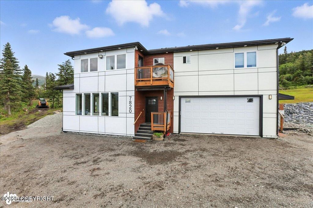 7820 Susan Circle, Anchorage, AK 99516