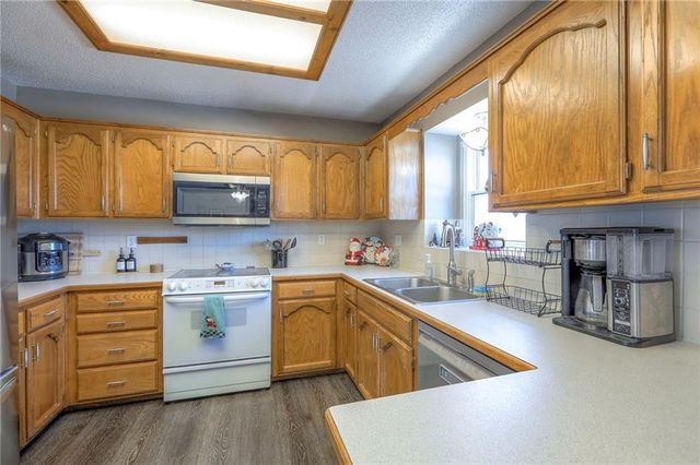 104 SW Nelson Drive, Grain Valley, MO 64029