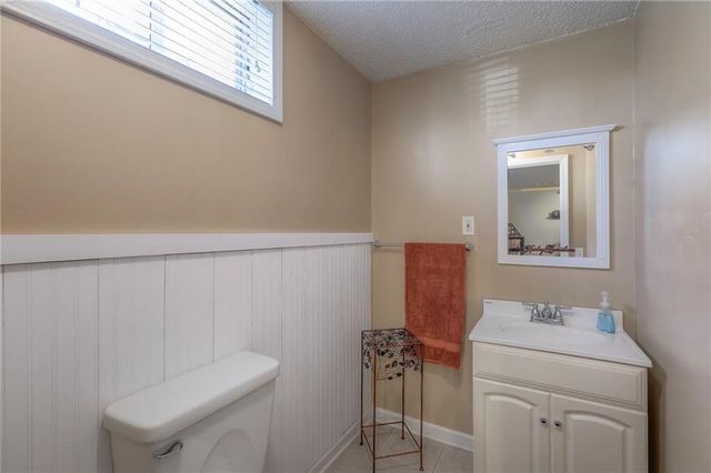 104 SW Nelson Drive, Grain Valley, MO 64029