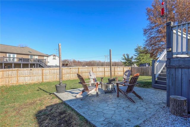 104 SW Nelson Drive, Grain Valley, MO 64029