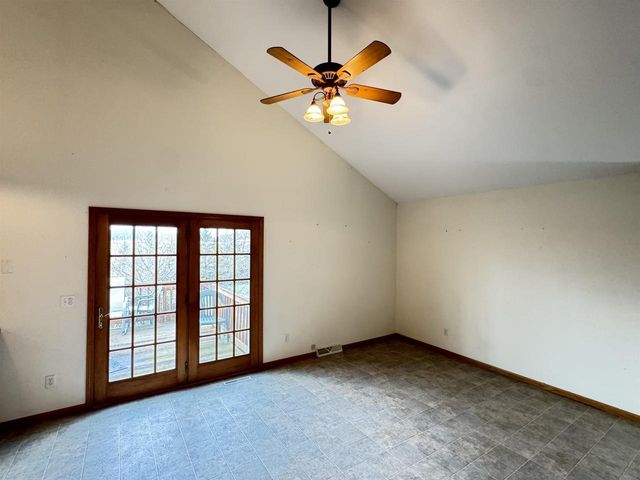 E8032 E Lake Virginia Road, Reedsburg, WI 53959